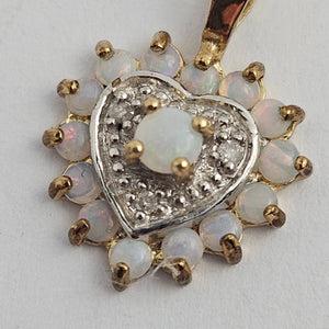 Fiery Opal in 9k Gold Heart Pendant Necklace Vintage c1980