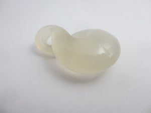 Maori Pikorua or Twist Agate Pendant Vinatge Art Deco c1920