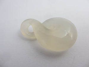 Maori Pikorua or Twist Agate Pendant Vinatge Art Deco c1920