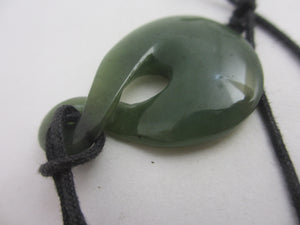 New Zealand Greenstone Nephrite Jade Pendant Vintage