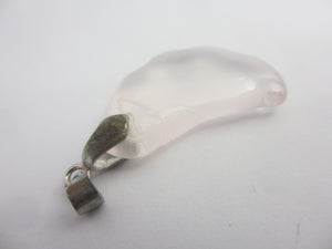 Rose Quartz Agate Lucky Bean Pendant Vintage Art Deco c1920