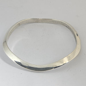 Hand Made Sterling Silver Bangle Bracelet Vintage c1980