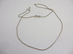 Fine Curb Link Sterling Silver Chain Necklace 45.8cm / 18.0" Vintage c1980