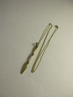 9k Bi-Colour Gold Pendant And Chain Vintage 20th Century.