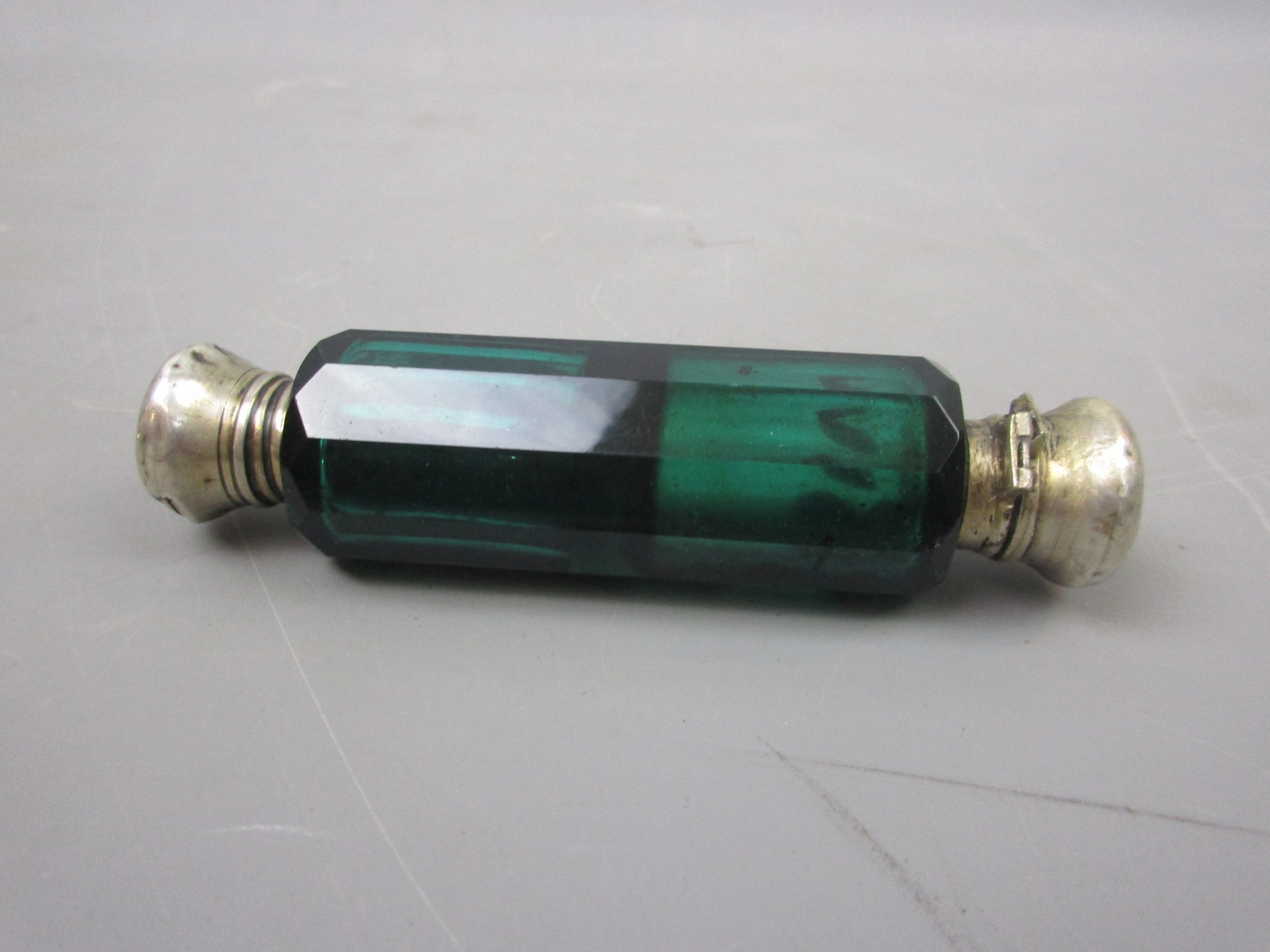 Green Glass & Silver Topped Double Ended Scent Bottle Antique Victorian c1890