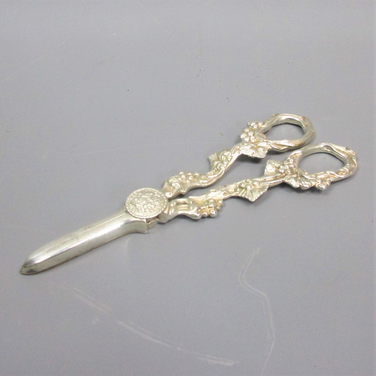 Grape Scissors, Victorian, top Silver plated