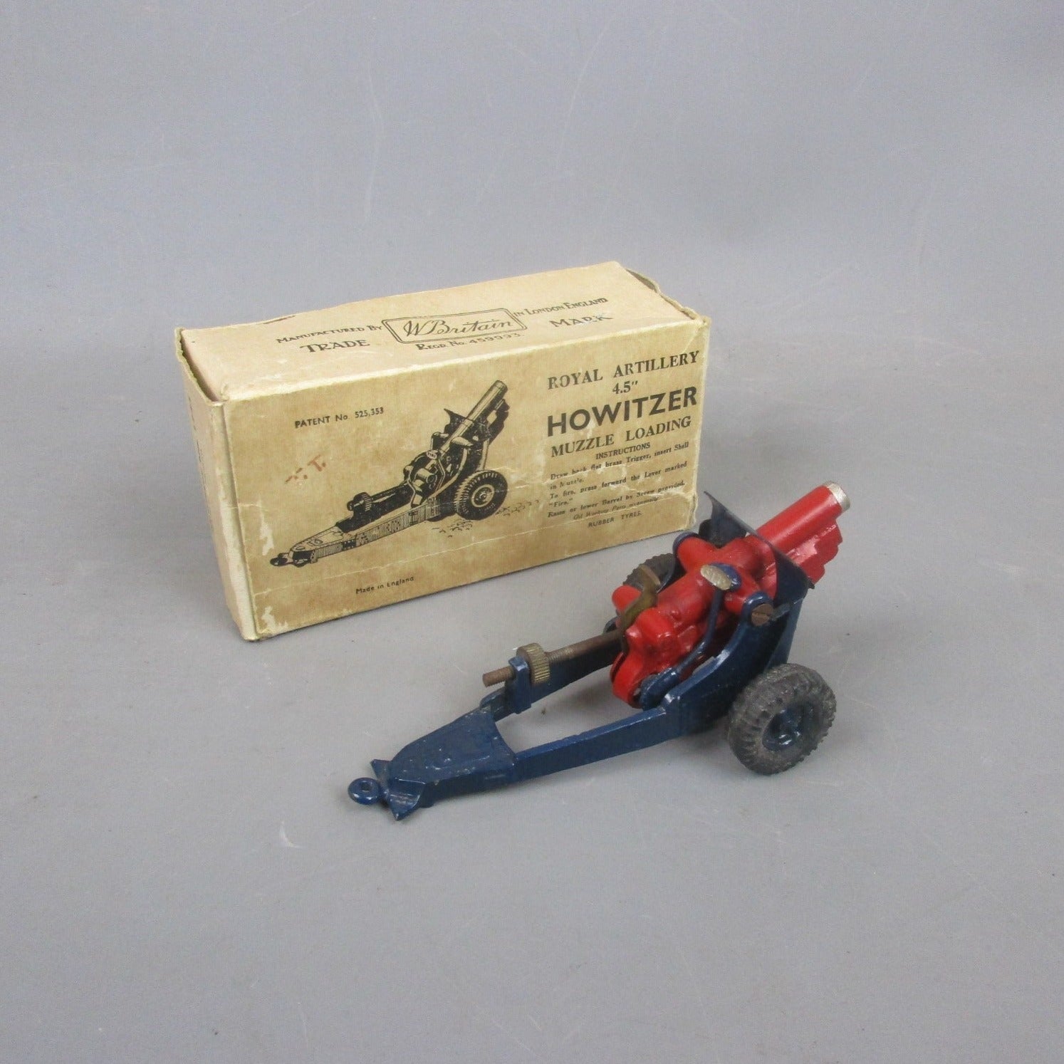 Royal Artillery Howitzer Muzzle Loading Field Gun Toy With Box Vintage c1950